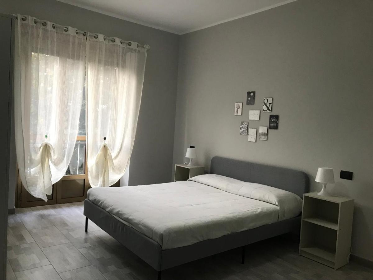 Il Borgo Antico: Vista Su Reggia Di Venaria Reale Apartment Exterior photo