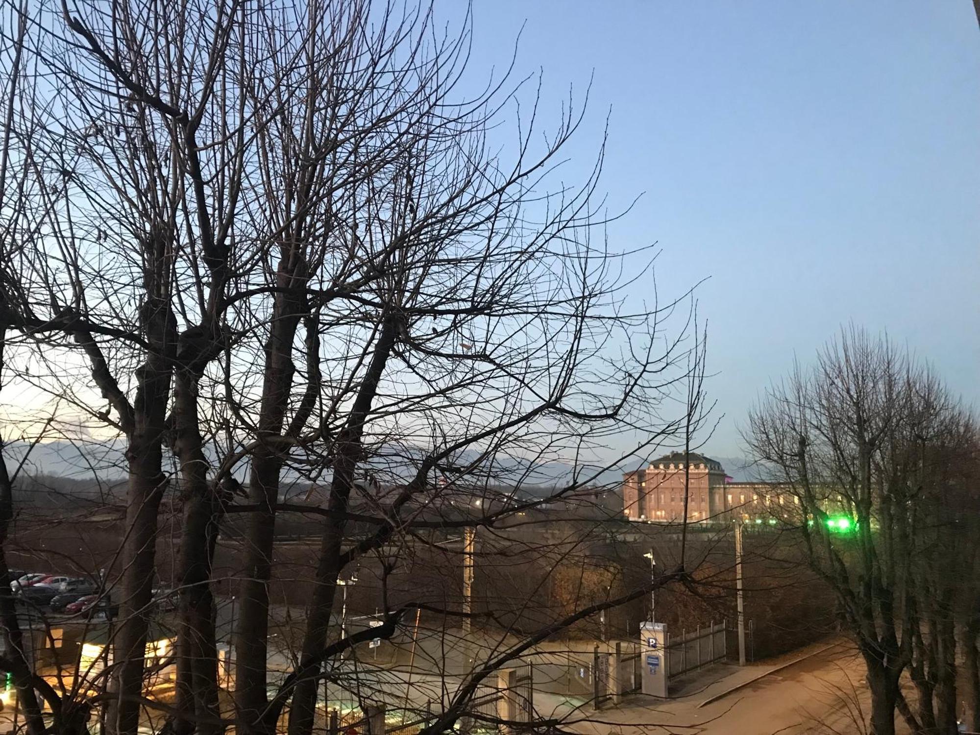 Il Borgo Antico: Vista Su Reggia Di Venaria Reale Apartment Exterior photo